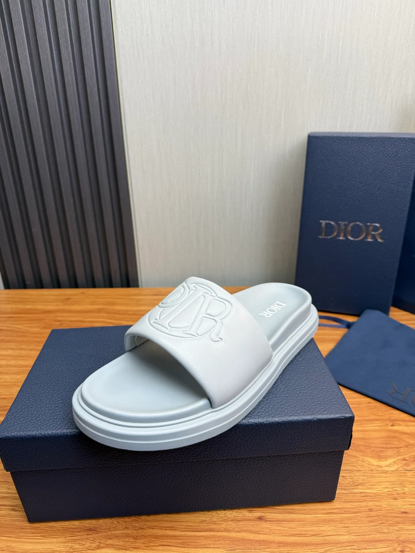 Men's shoes 280💰 Dior. Men's slippers🩴Official website 1:1 production 38-45 yards 45 46 🉑️Customized original material shipped✅